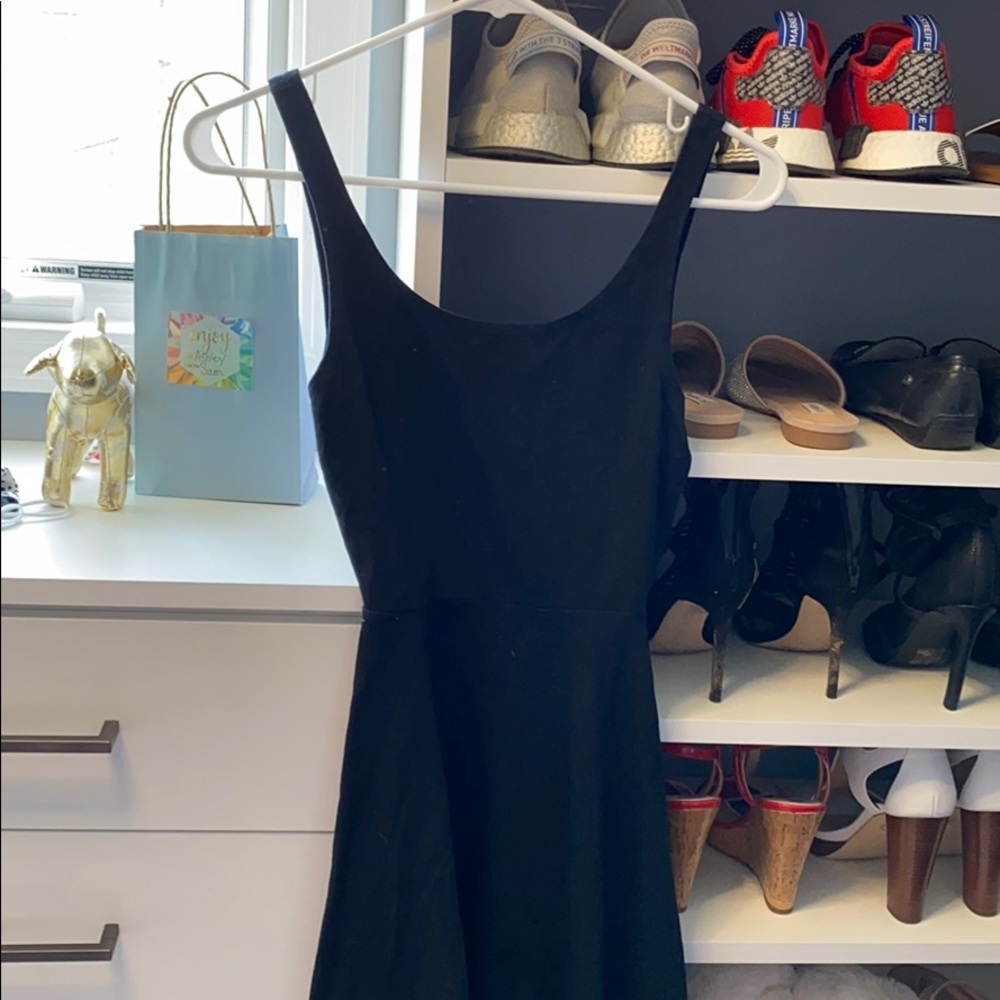 Black peplum express top!